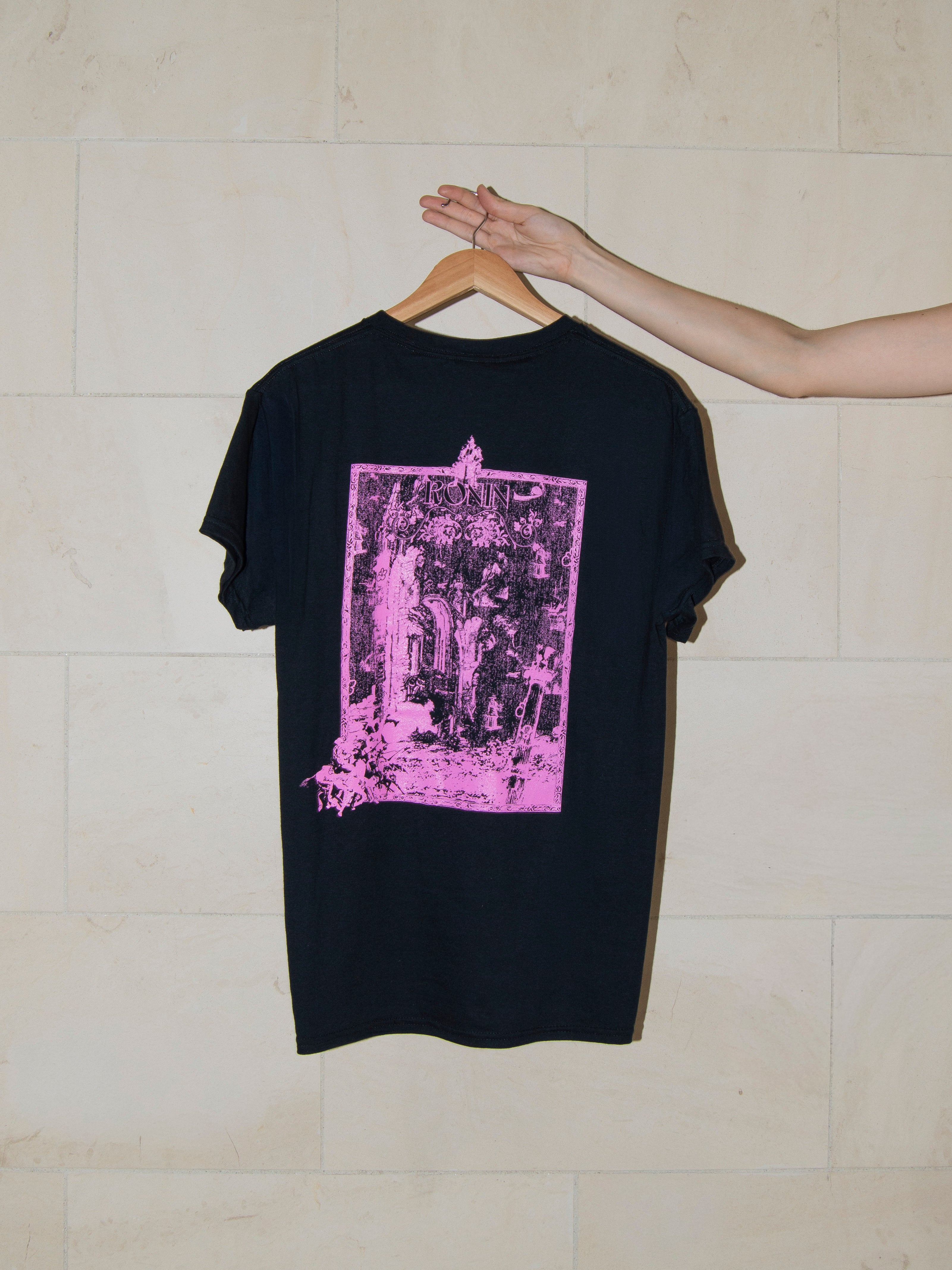 T-shirt Médiéval Noir/Rose