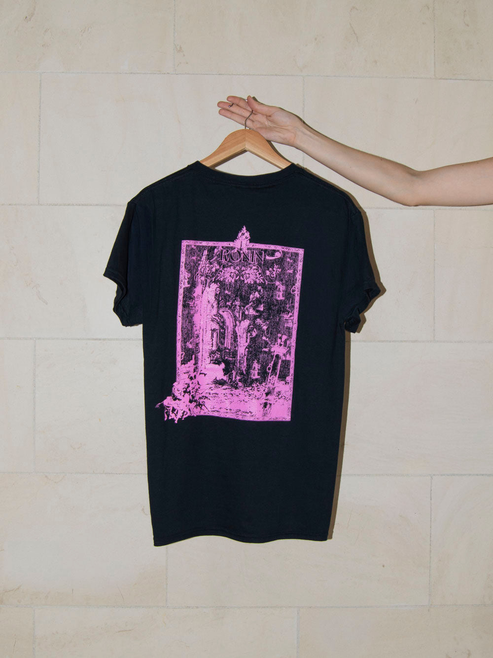 T-shirt Médiéval - Noir/Rose