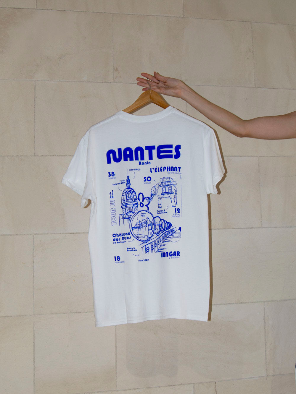 T-shirt Nantes Illustration - Blanc/Bleu Majorelle