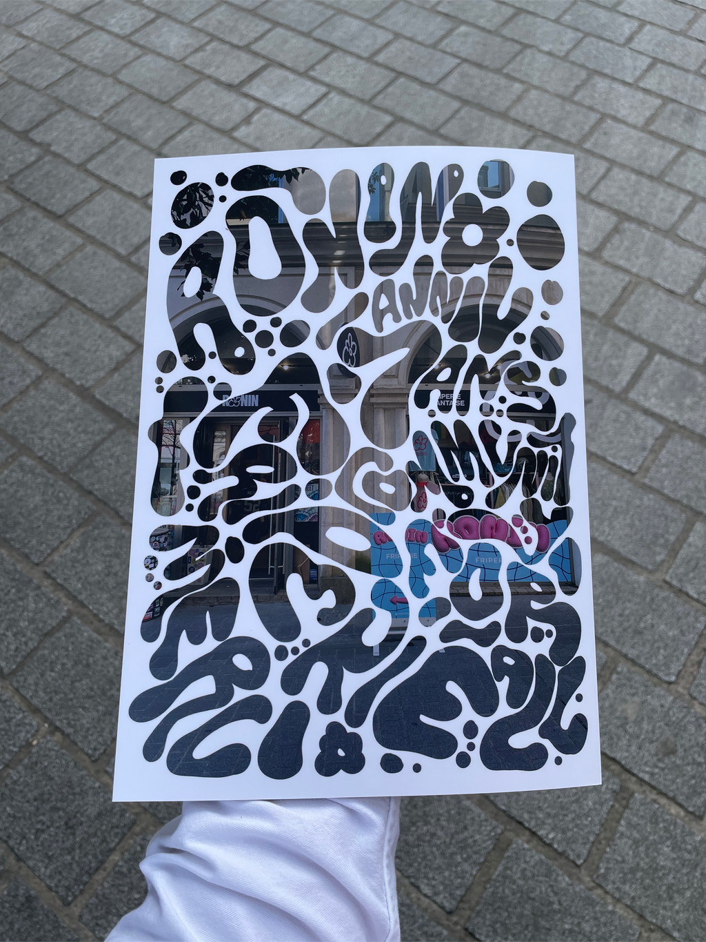 RONIN-NANTES-FRIPERIE-TSHIRT-FLEURS-MAGAZINE3